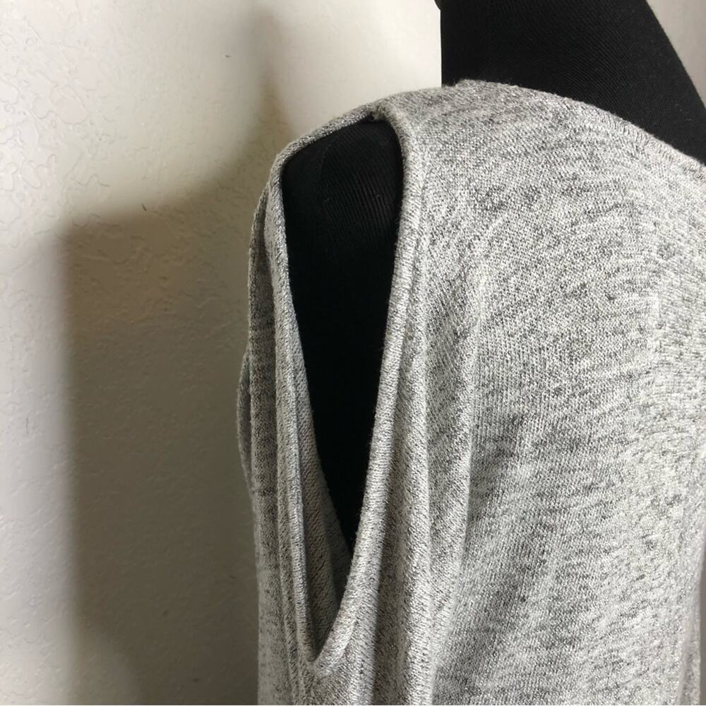 WHBM light gray cowl neck cold shoulder lightweight knit top size Extra Small XS - Picture 8 of 14